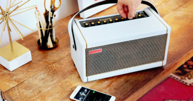 Positive Grid Spark Pearl Review: Amp high-tech guitar that is easy in the eye