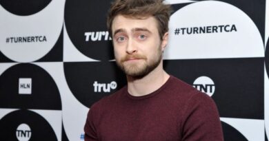 Daniel Radcliffe Net Worth 2021 – Earnings, Salary, Assets