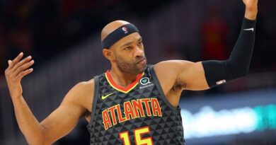 Vince Carter Net Worth 2021 -Early life and NBA career