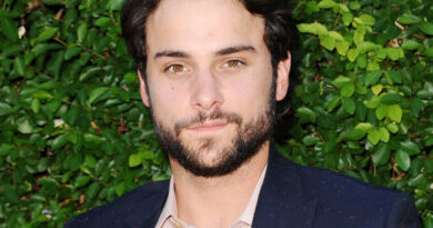 Jack Falahee Net Worth 2021, Bio, Career, Relationship Status, Facts