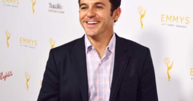 Fred Savage Net Worth – Biography, Career, Spouse And More