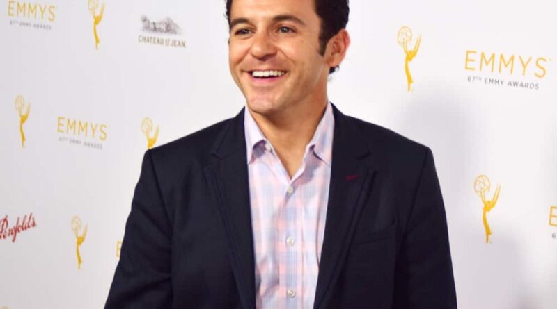 Fred Savage Net Worth – Biography, Career, Spouse And More