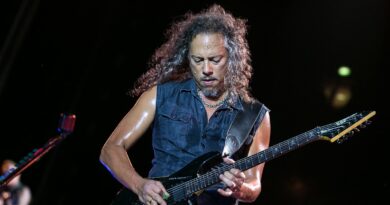 Kirk Hammett Net Worth – Biography, Career, Spouse And More