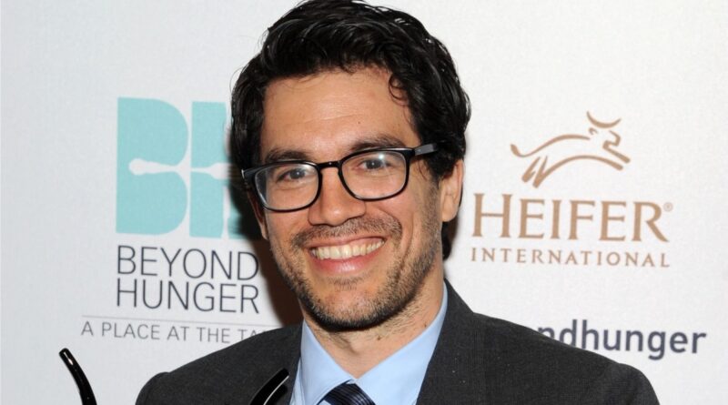 What is Tai Lopez Net Worth 2022