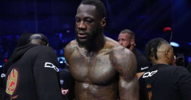 Deontay Wilder's dad wants trainer fired after loss to Zihei Zhang adds to boxer's struggles